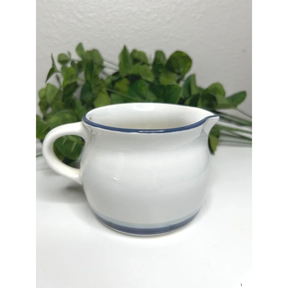 Pfaltzgraff Vintage Sky Gravy Boat USA